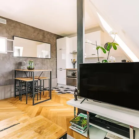 Guestready - Atypical And Quiet 2br Apt 16th Arron Paris